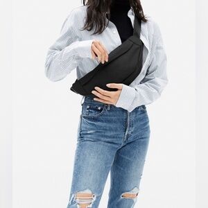 Everlane Classic Black Crossbody Bag